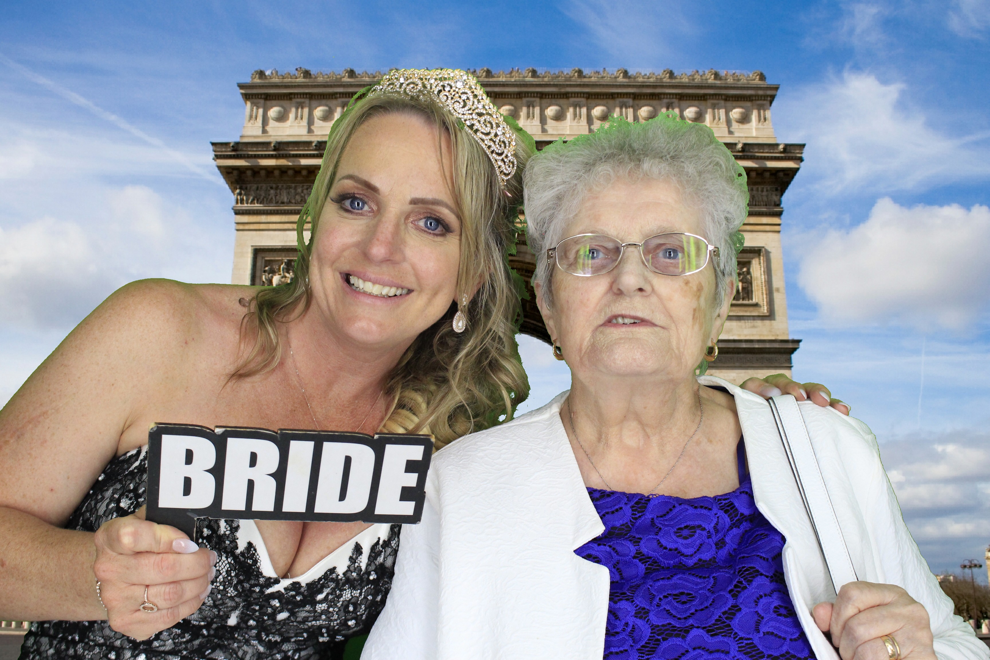 Jennie & Graham's wedding vow renewal  | View more photos from the event at gallery.myphotoboothexperience.co.uk/u/MyPhotoBoothExperienceLtd/Jennie-Grahams-wedding-vow-renewal